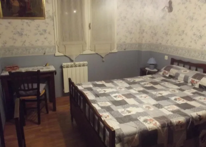 Cascades Location アパート