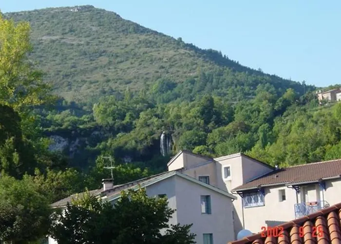 Cascades Location Creissels