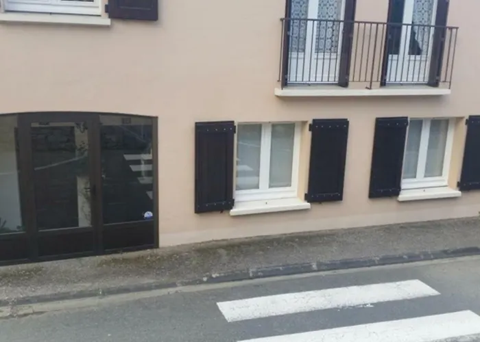 アパート Cascades Location